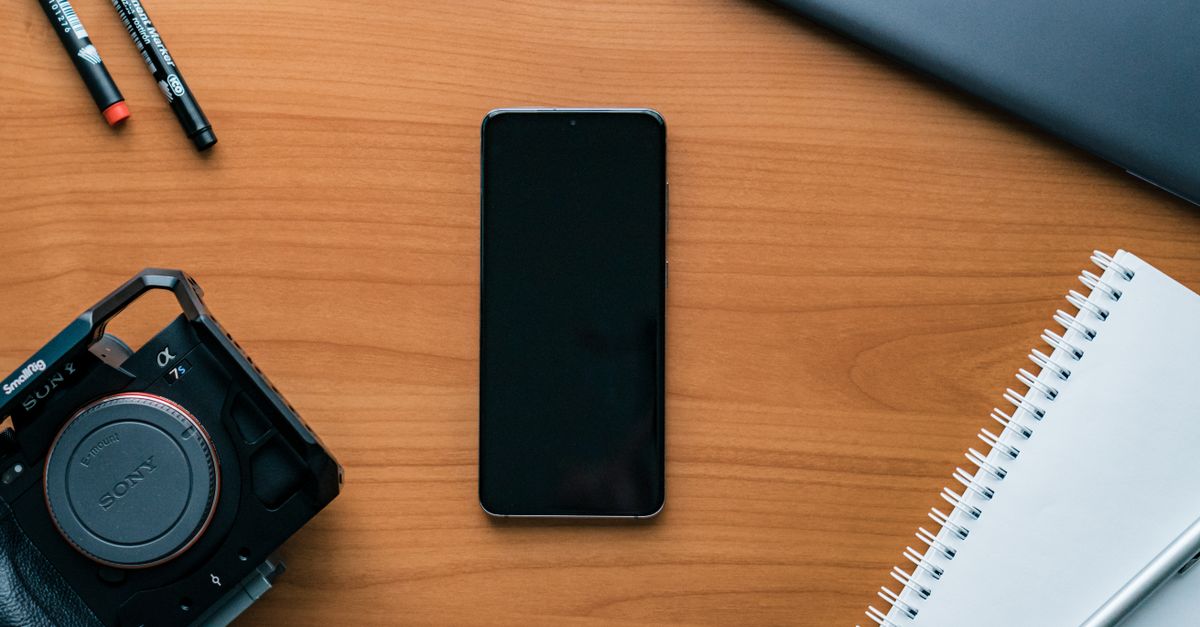 Sony отменила обновление Xperia 10 VI до Android 17