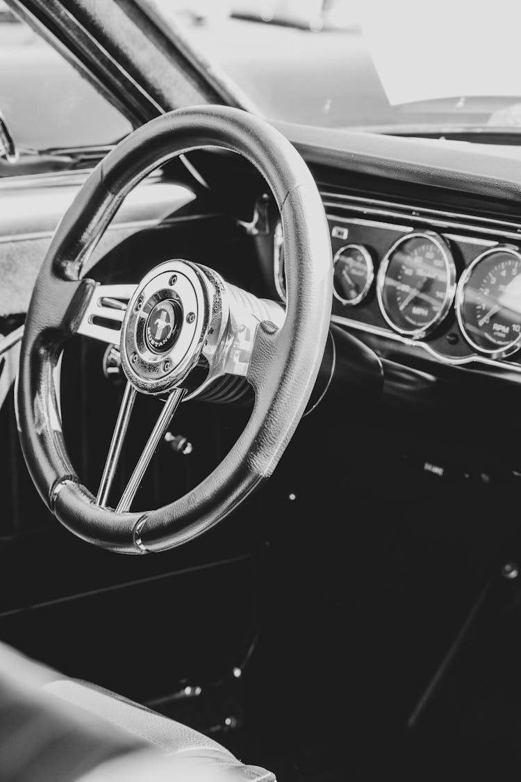 Steering Wheel In Ford Mustang