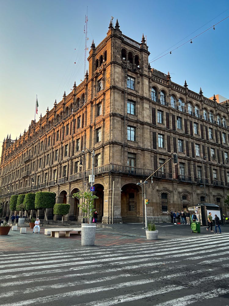 Government Building In Big City