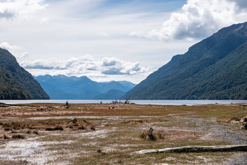 Ücretsiz bulut, dağ, göl içeren Ücretsiz stok fotoğraf Stok Fotoğraflar