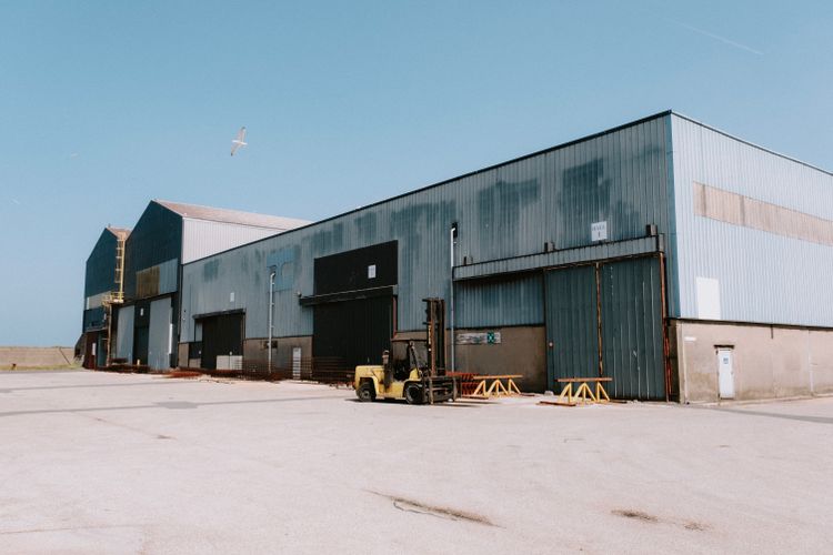 Warehouse loading dock