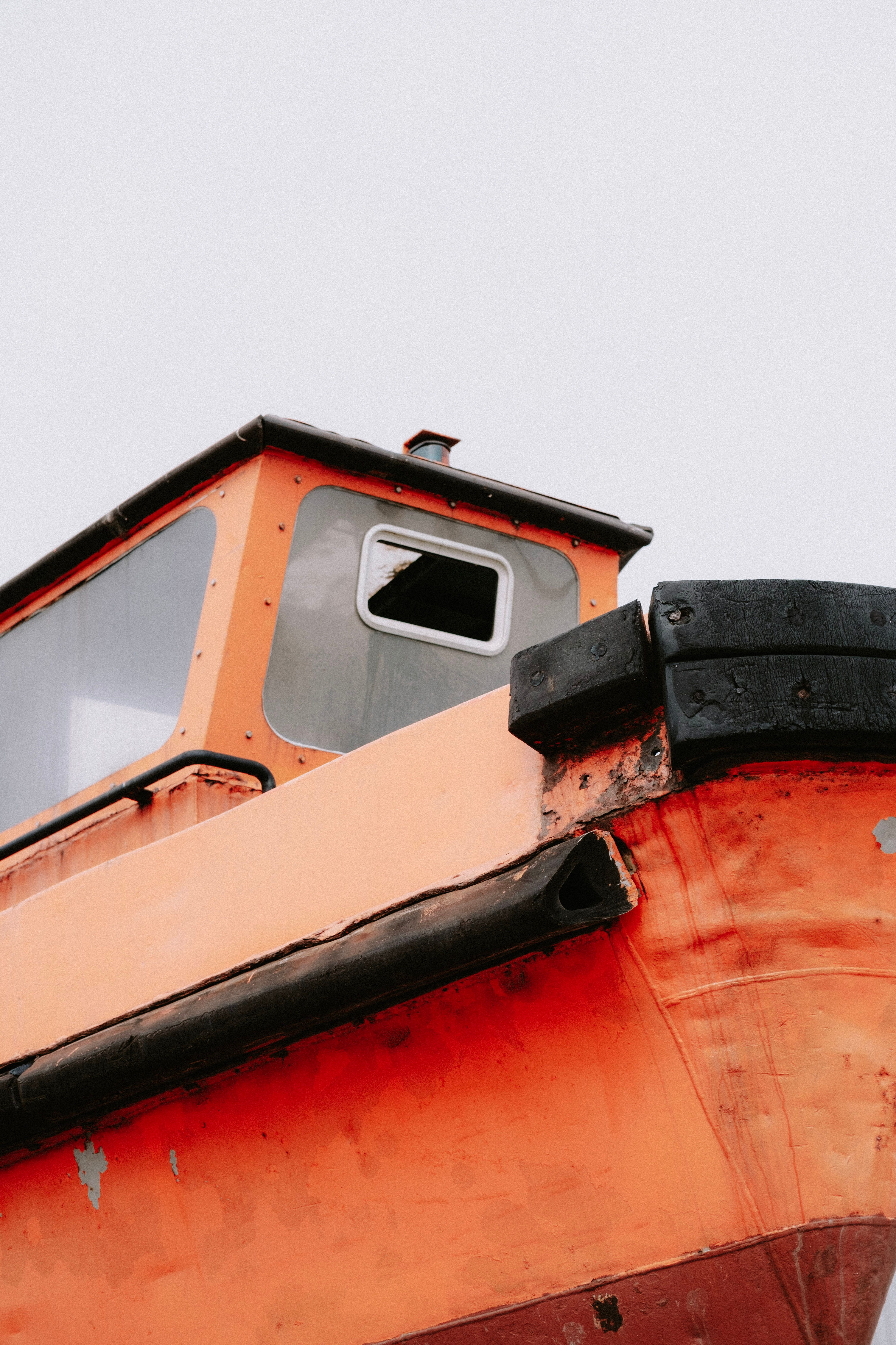Low Angle View of a Boat · Free Stock Photo