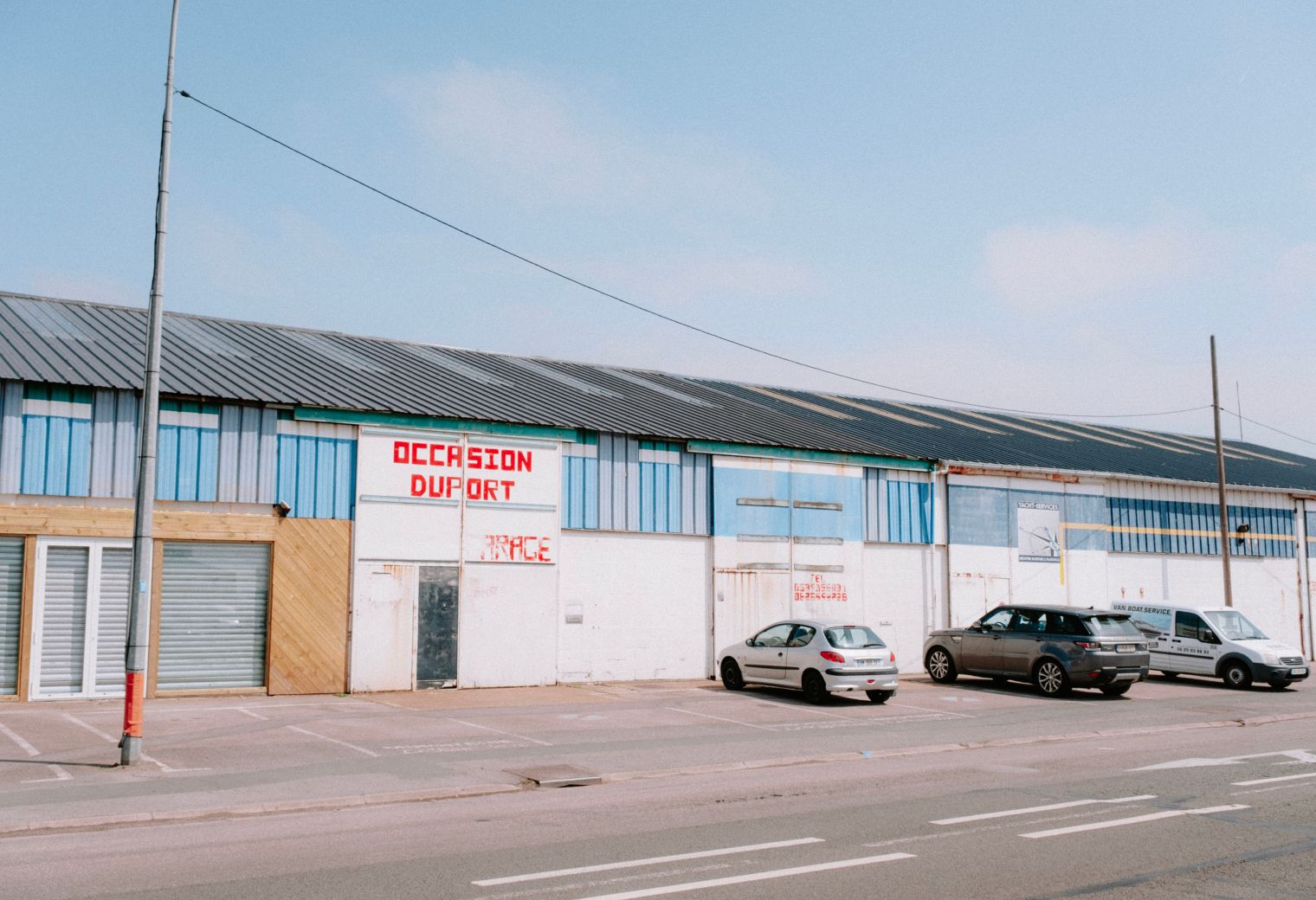 Lochgelly — belongings being loaded for transport to storage