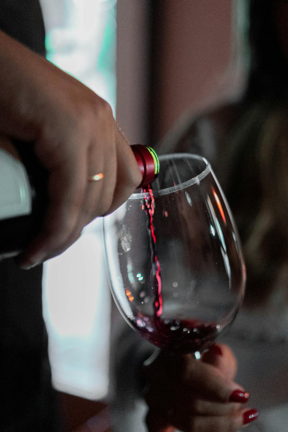 Honey-Glazed Ham with Pinot Noir