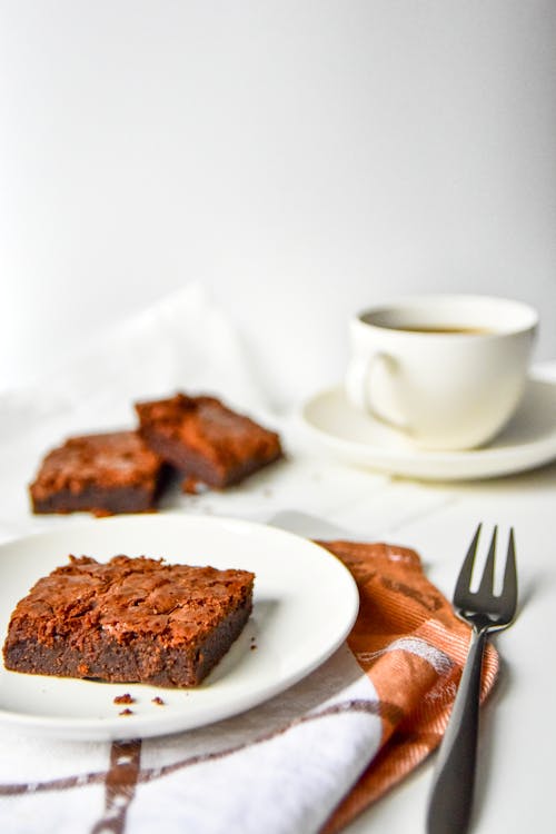 brownie, dikey atış, Gıda içeren Ücretsiz stok fotoğraf