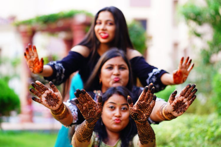 Women With Mehndi Tattoos