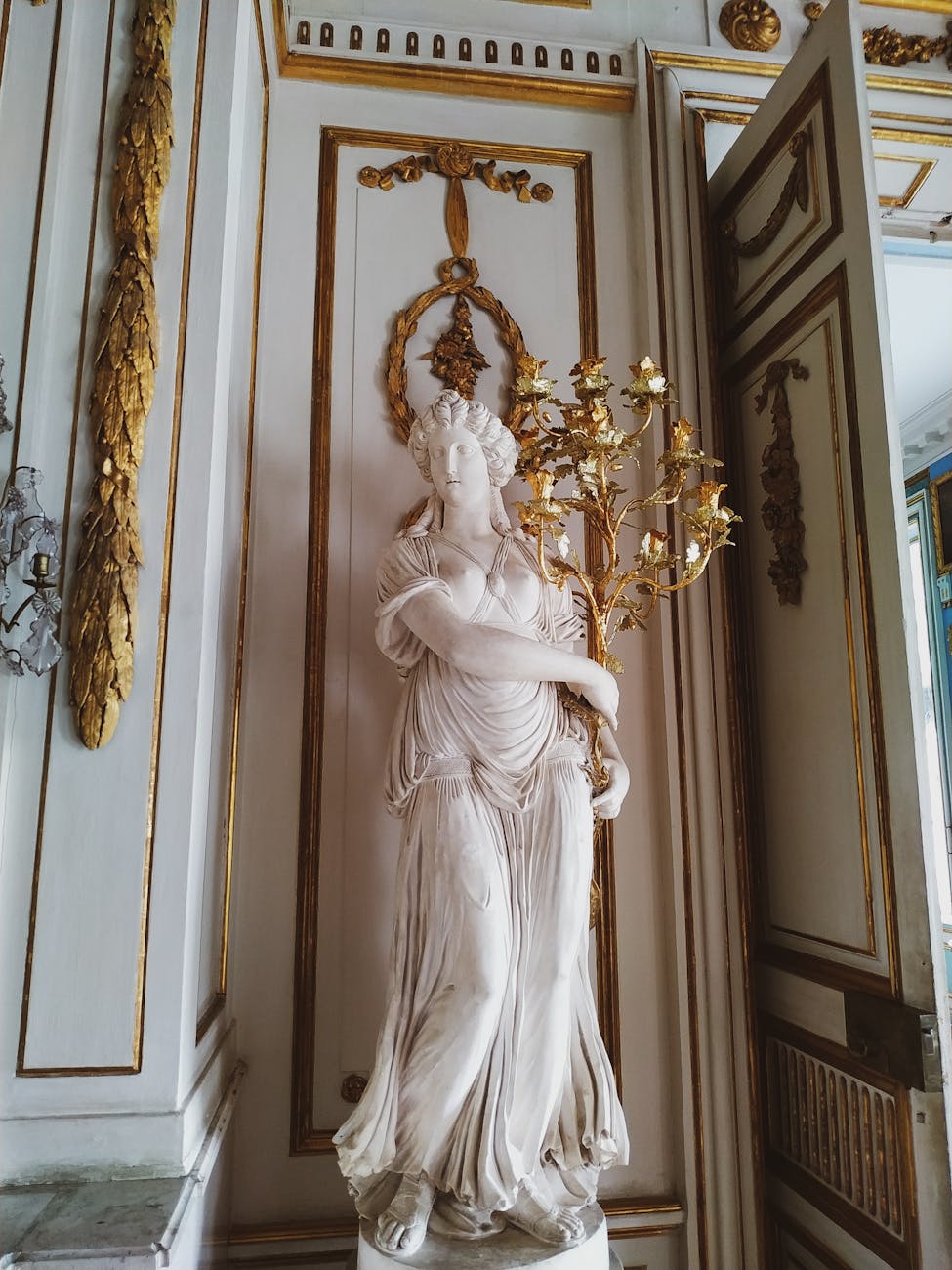 Uniunea Europeană, tot mai aproape să ajungă la un acord pentru eliminarea importurilor de combustibili fosili din Rusia – Bloomberg