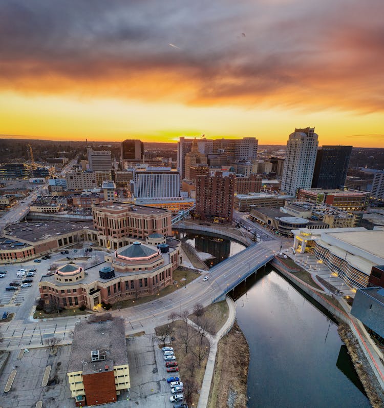 City Of Rochester At Sunset