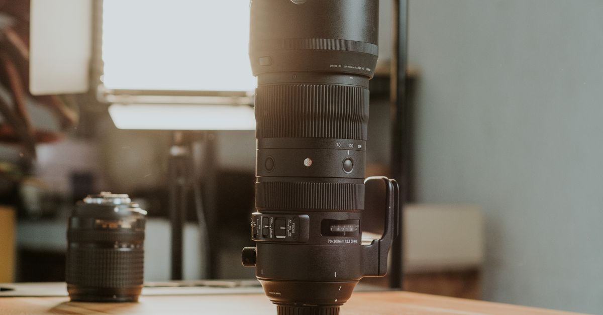 Close-up of a Objective Camera Lens · Free Stock Photo