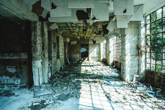 Horror game environment