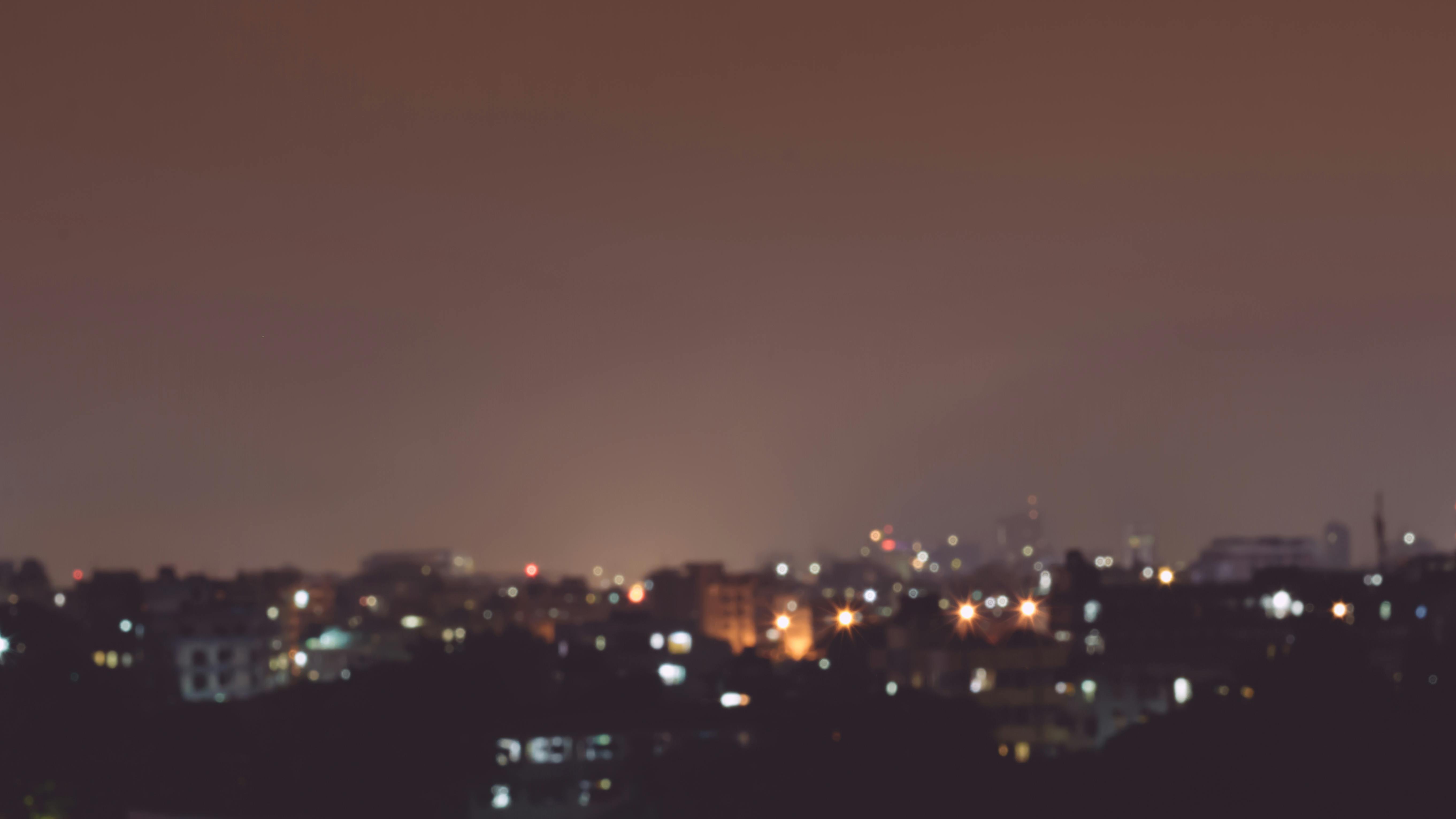 ロングシャッター 壁紙 夜の街の無料の写真素材 ロングシャッター 壁紙 夜の街の無料の写真素材