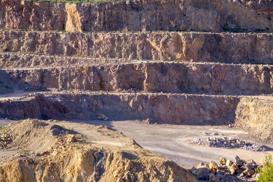 Perpetua Resources accelerates Stibnite mine construction with autoclaves, housing