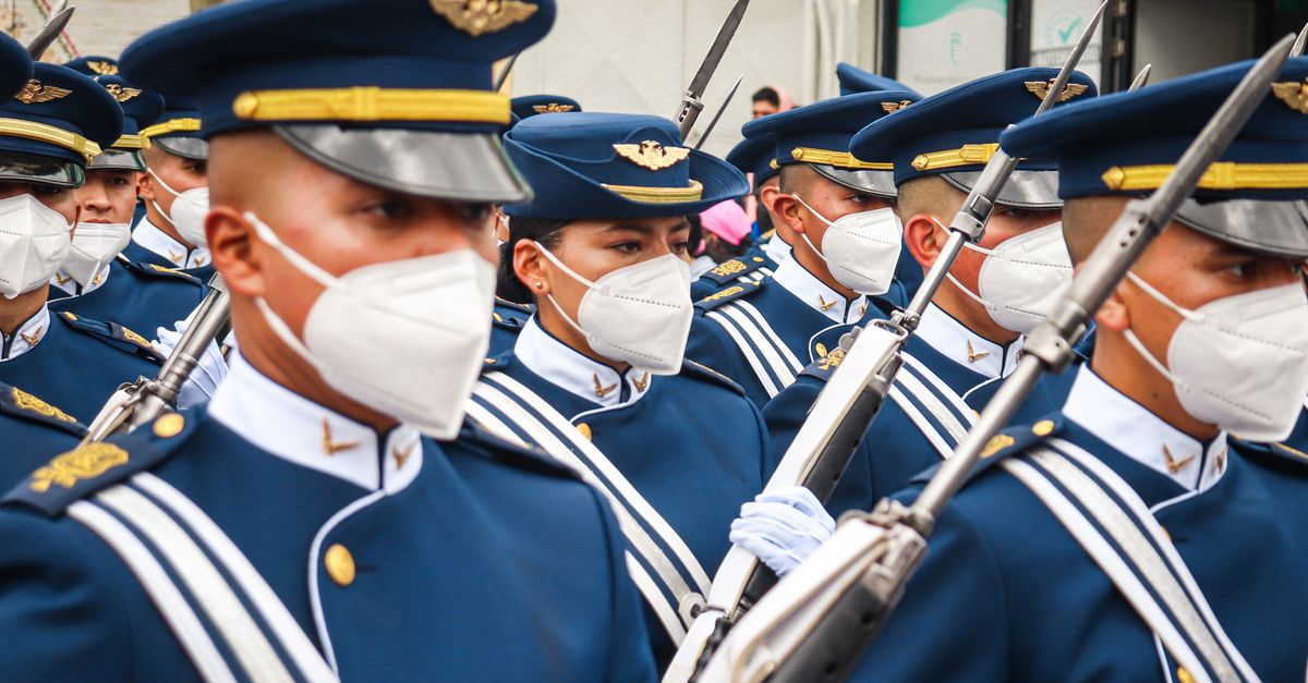 Military Personnel In Uniform In A Parade Free Stock Photo military-personnel-in-uniform-in-a-parade-free-stock-photo