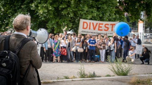 Gratis arkivbilde med banner, demokrati, demonstranter