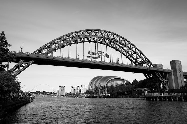 Photo Of The Tyne Bridge Over The River Tyne With The Gateshead Millenium Bridge And The Sage Gateshead Building In The Background.