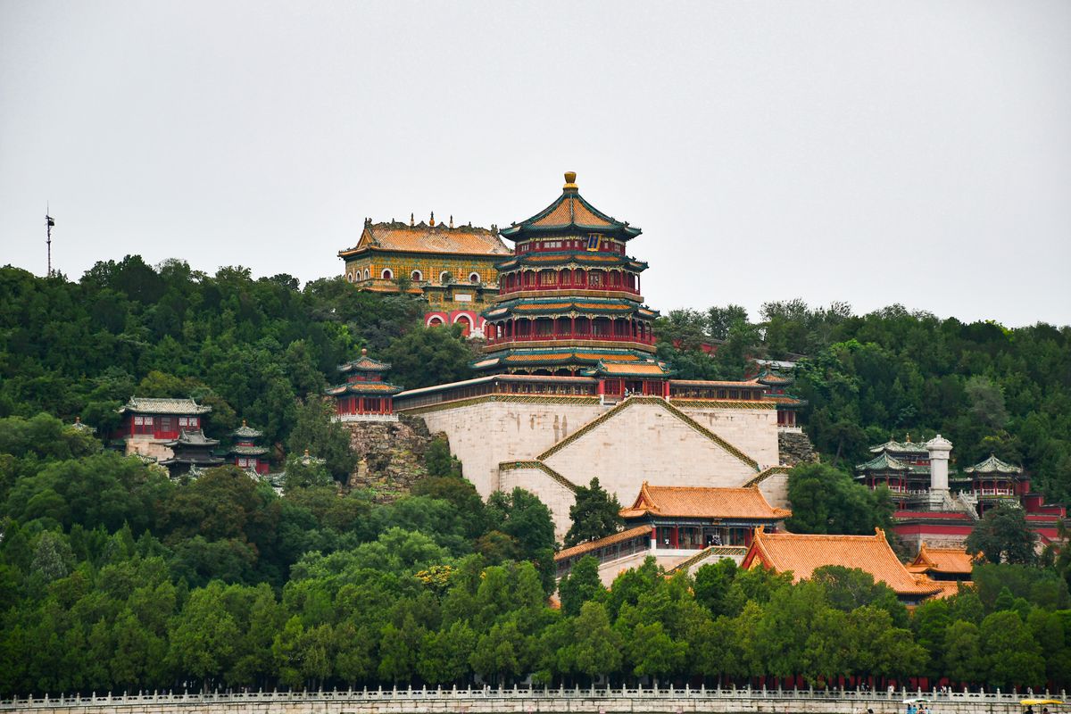 丘陵地帯と朝霧