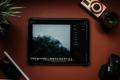 GIMP (GNU Image Manipulation Program)