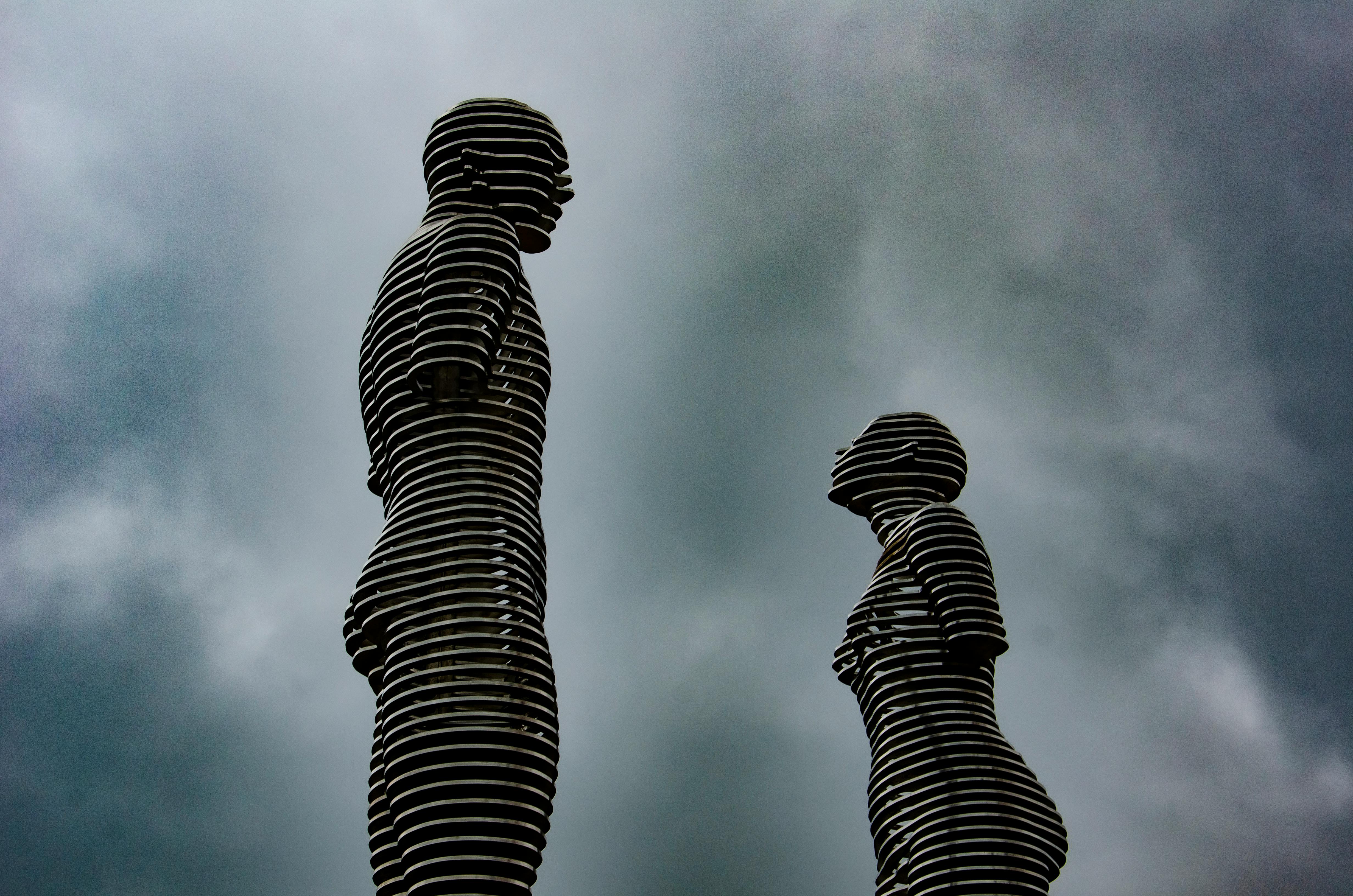 ali and nino statues batumi georgia