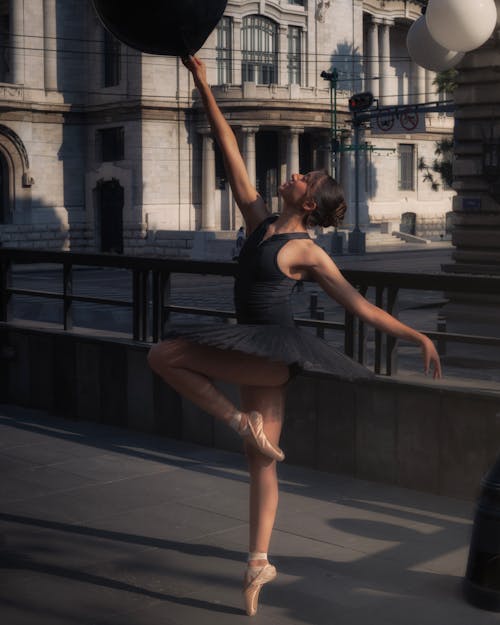 Gratis stockfoto met balans, balletdanser, bruin haar