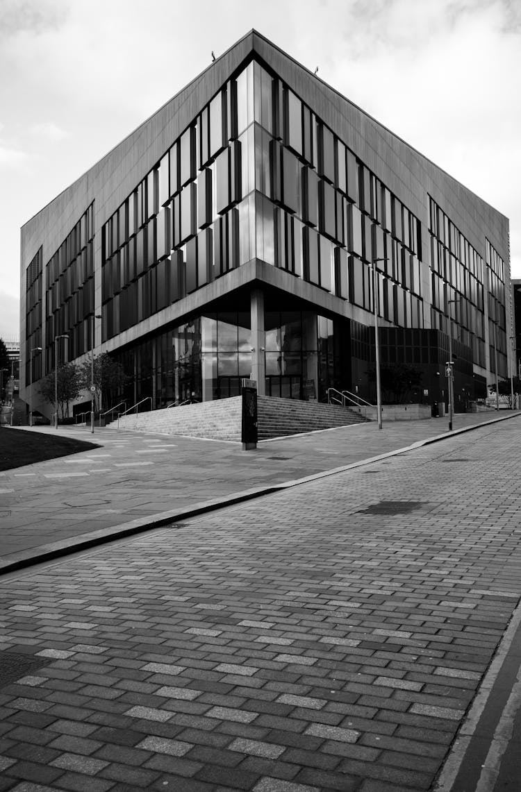 Grayscale Photo Of The University Of Strathclyde In Glasgow, Scotland