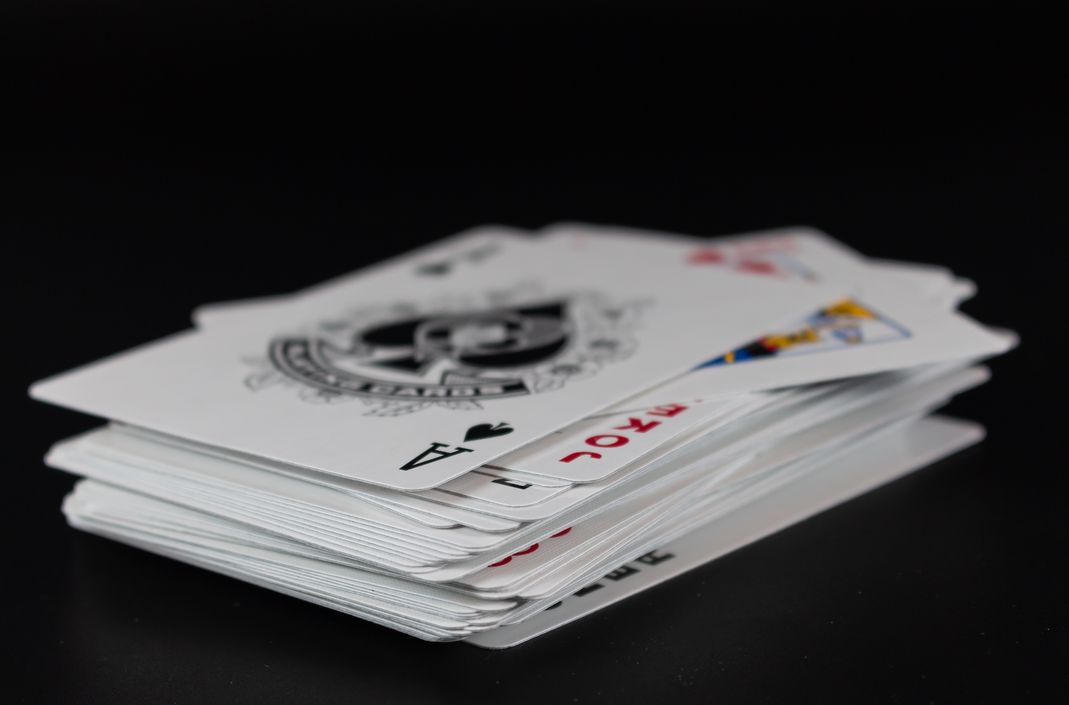 Online Casino: Spielautomaten und Live-Spiele im Überblick