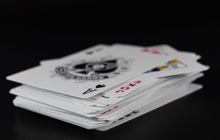 Online Casino: Spielautomaten und Live-Spiele im Überblick
