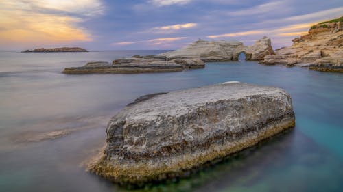 Δωρεάν στοκ φωτογραφιών με rock, ακτογραμμή, δύση του ηλίου