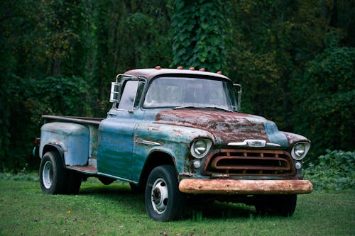 An Old Rusty Car