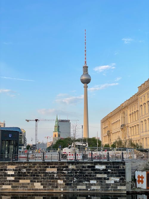 Immagine gratuita di architettura, attrazione turistica, berliner fernsehturm