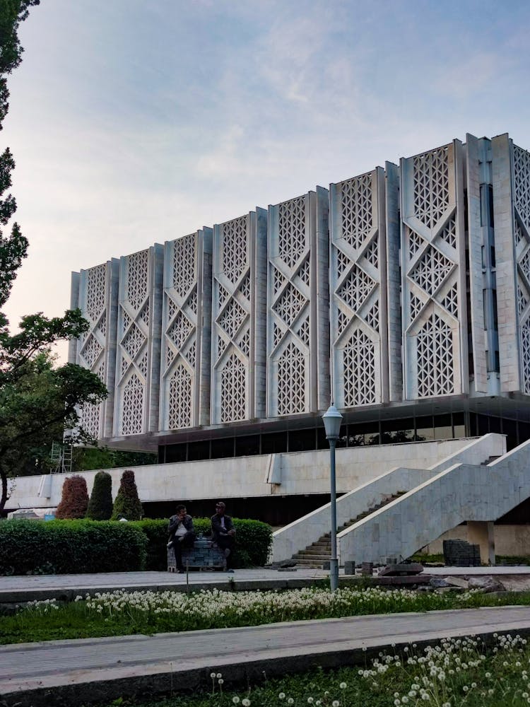 Photo Of The Facade Of The State Museum Of History Of Uzbekistan, Taszkent