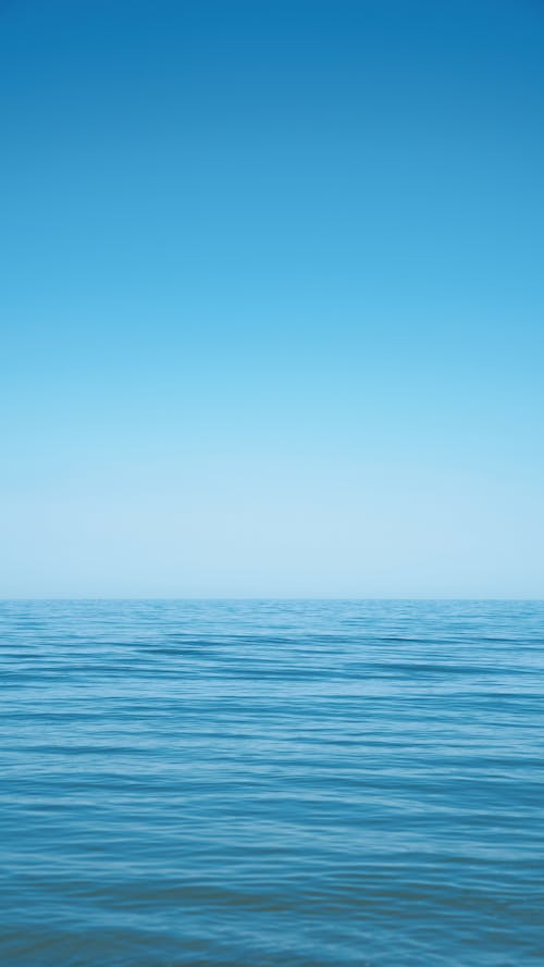 Kostenloses Stock Foto zu blauer himmel, meer, ozean