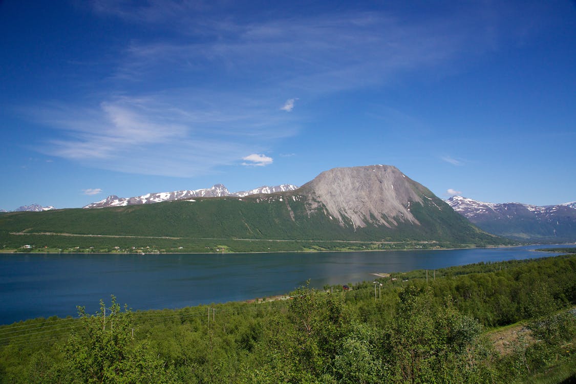 Free stock photo of norway, Troms - 1125 x 750 jpeg 99kB