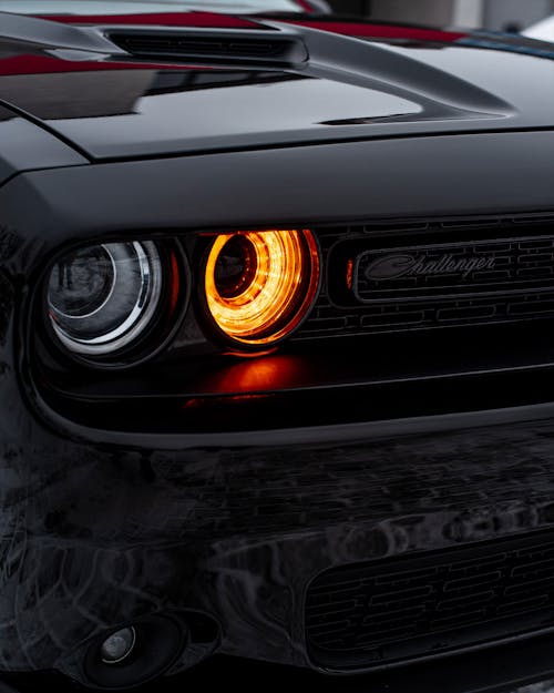 dodge challenger hellcat wallpaper black