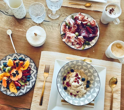 Food and Drinks on the Table