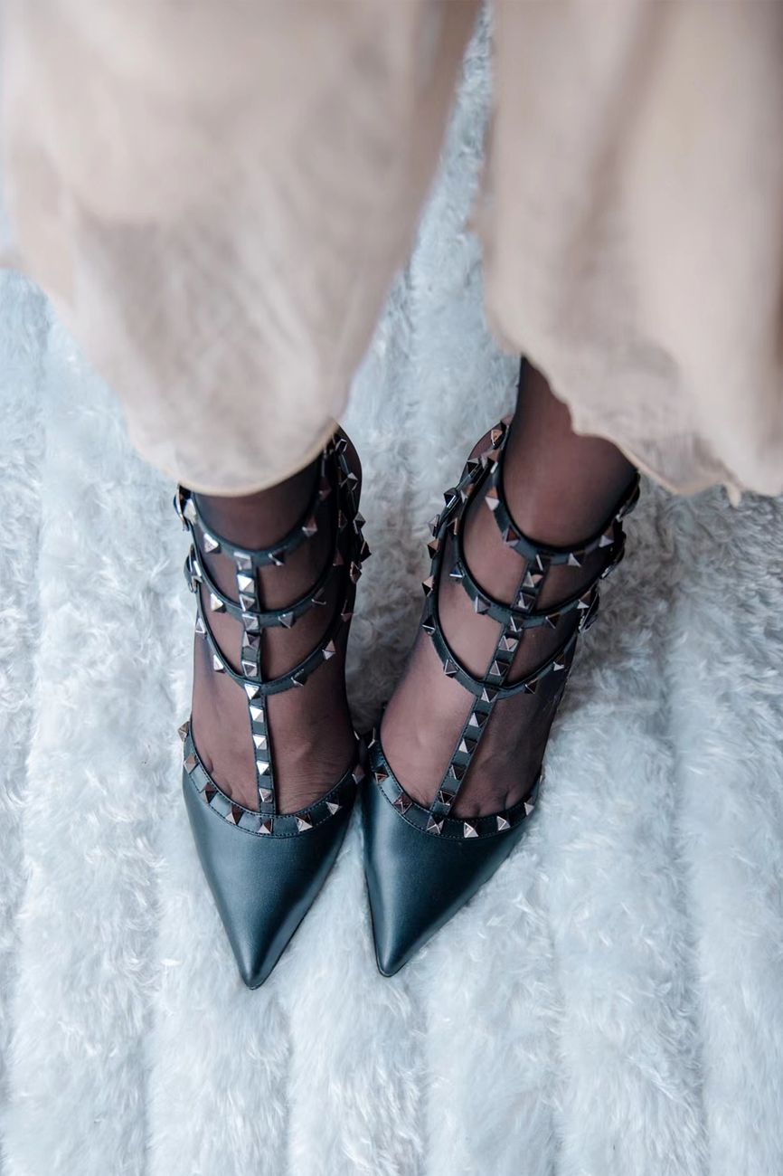 Feminine & Heels II