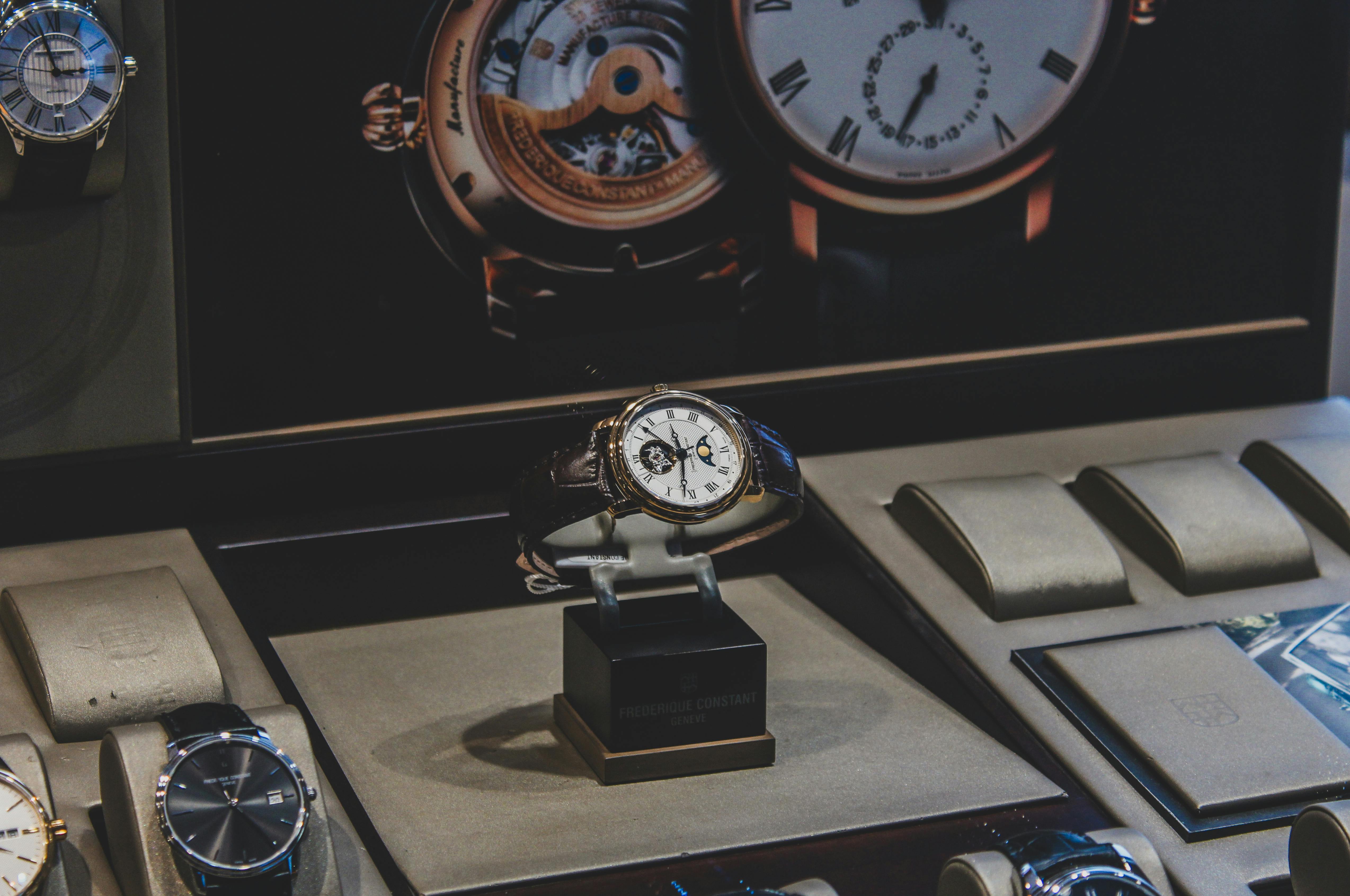 Why Choose Bvlgari Watches for Men’s Special Occasions