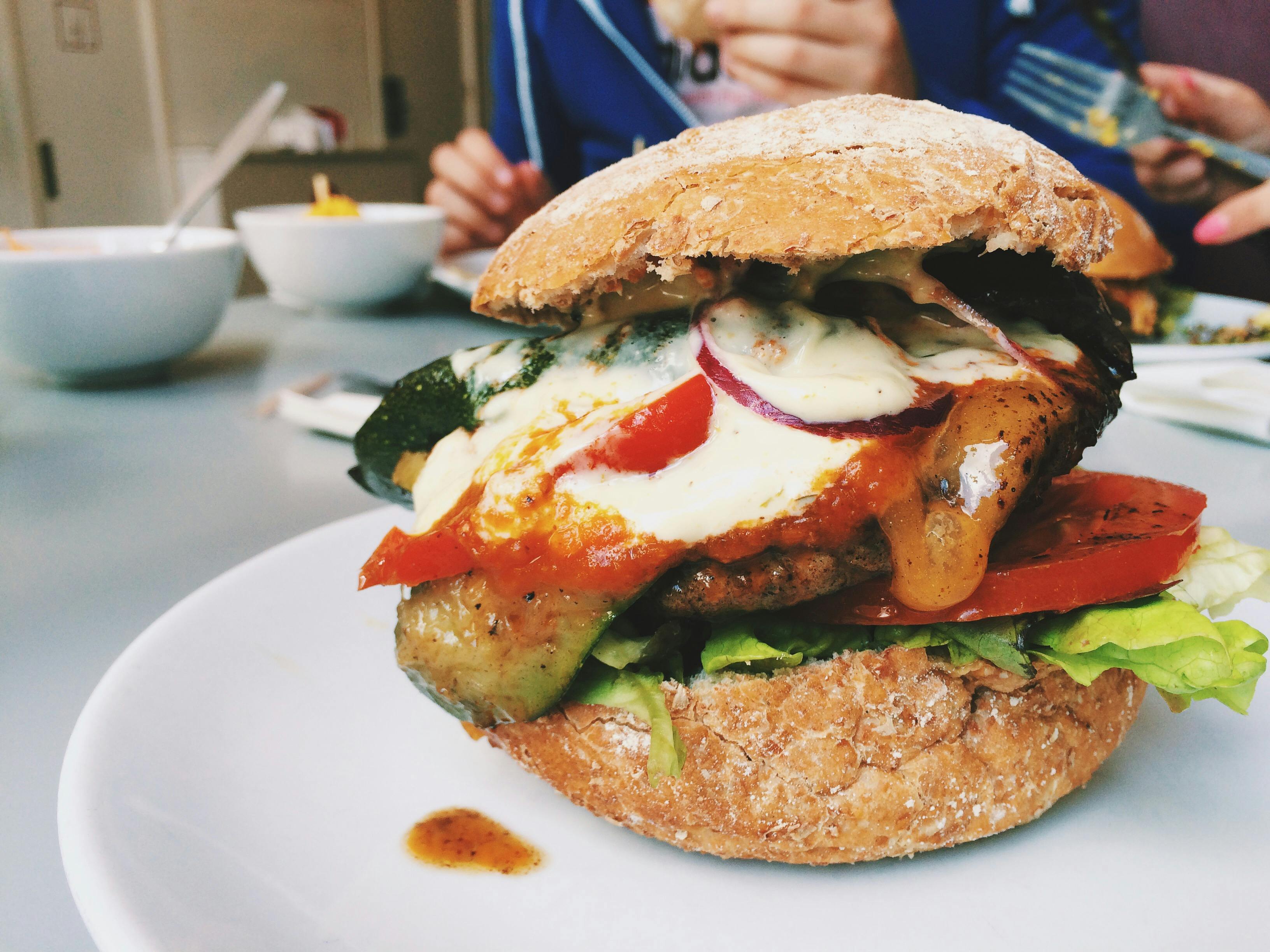 Free stock photo of burger, cheeseburger, dinner