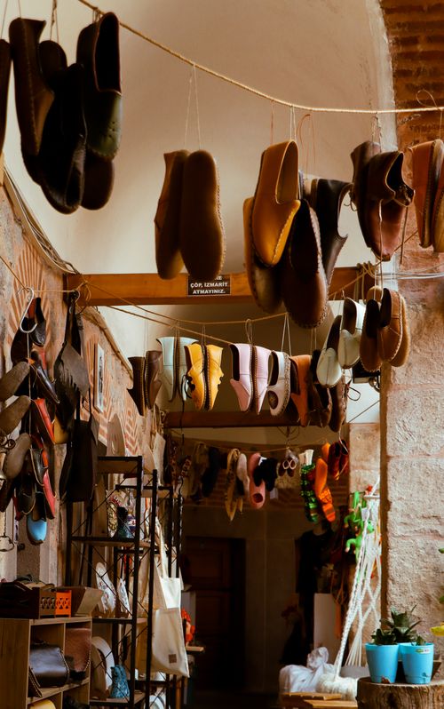 Free Interior of a shoemaking workshop in Türkiye showcasing handmade leather shoes. Stock Photo