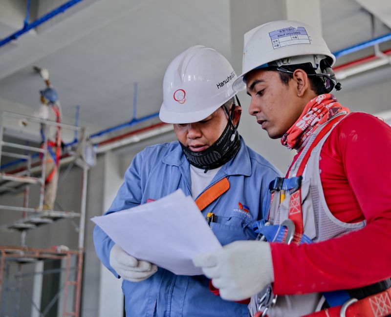 Onsite field technology deployment team at work