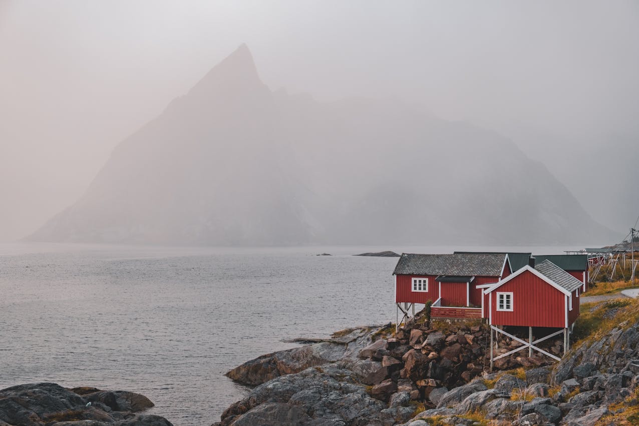 DOES NORWAY ACCEPT EUROS visual data 5