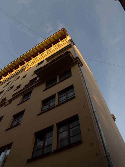 Fotos de stock gratuitas de cielo azul, diseño arquitectónico, edificio