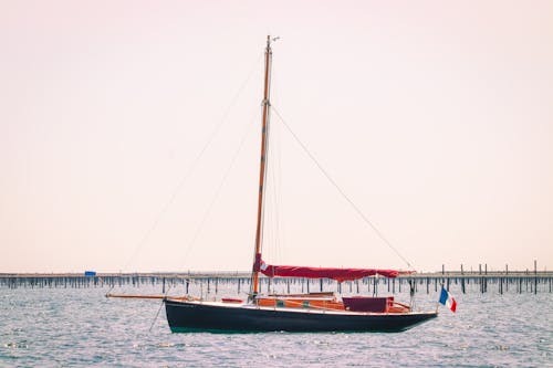 Бесплатное стоковое фото с водный транспорт, гавань, лодка