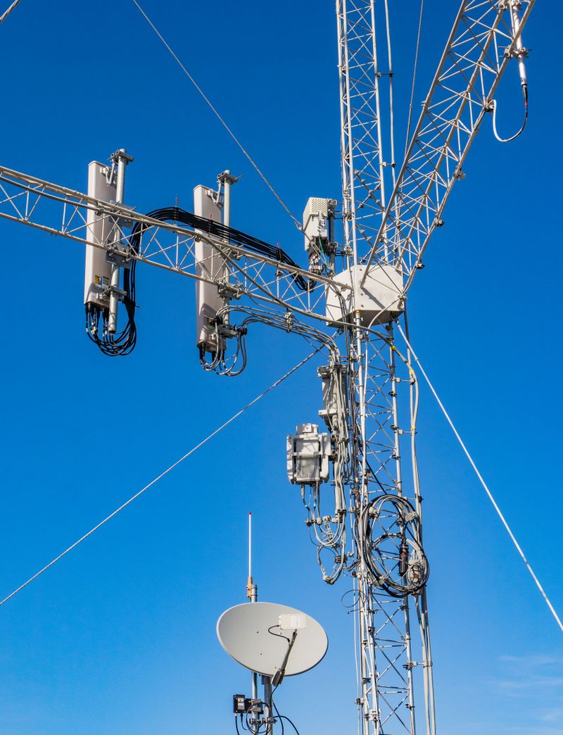 Telecommunication tower