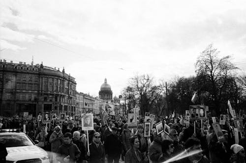 Δωρεάν στοκ φωτογραφιών με ασπρόμαυρο, διαμαρτυρία, δρόμος
