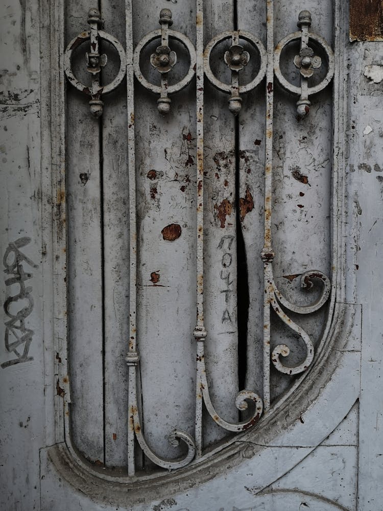 Writings On Old Abandoned Doors