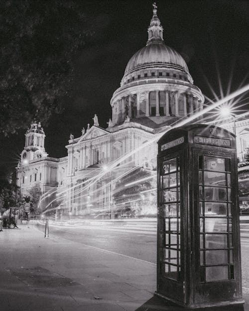 Безкоштовне стокове фото на тему «вертикальні постріл, відтінки сірого, Лондон» стокове фото