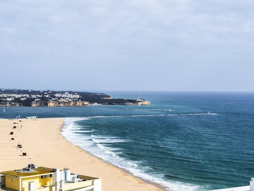 Photos gratuites de amoureux de la plage, au-dessus des nuages, beau temps