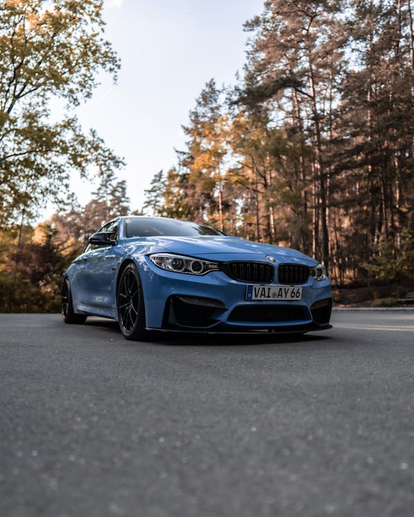Kostnadsfri bild av bil, blå bil, BMW