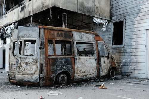 Fotobanka s bezplatnými fotkami na tému auto, budova, dom