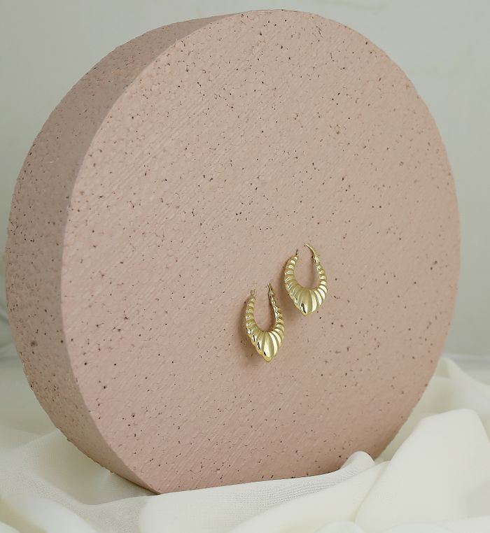 The Shell Sculpt Earrings